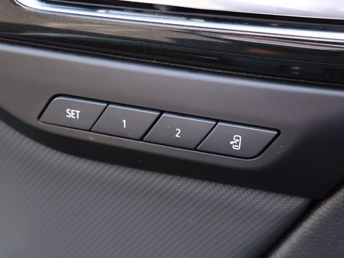 Used 2024 Buick Envision Preferred AWD/4WD image 9