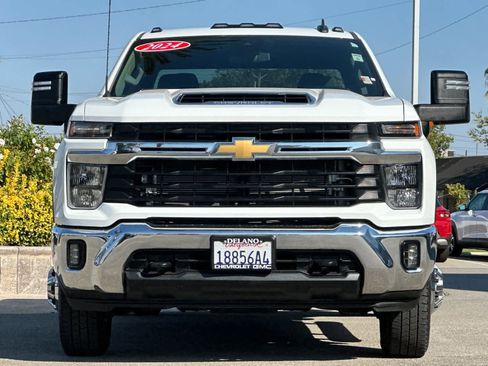 Used 2024 Chevrolet Silverado 3500 LT w/ Convenience Package image 8