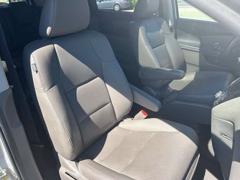 Used 2015 Honda Odyssey Touring Elite image 33