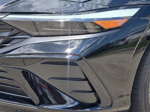 Certified 2026 Hyundai Elantra Limited FWD image 9