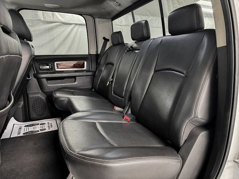 Used 2010 Dodge Ram 2500 Truck Laramie w/ Chrome Accents Group AWD/4WD image 8