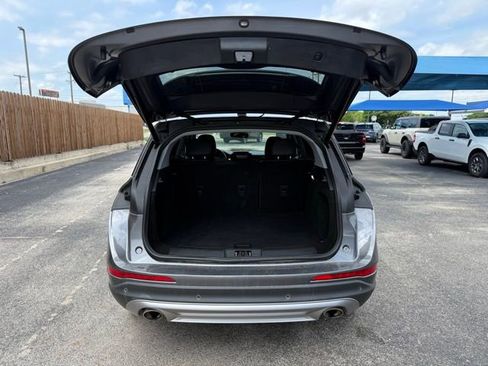 Used 2022 Lincoln Corsair Reserve w/ Equipment Group 201A FWD image 7