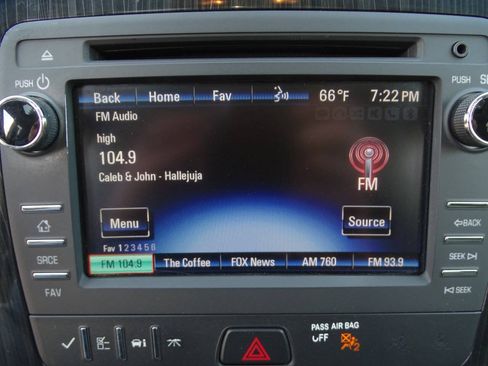 Used 2017 Chevrolet Traverse AWD LT w/ True North Edition image 23