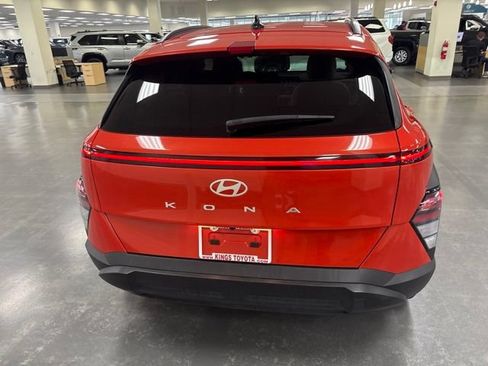 Used 2024 Hyundai Kona SEL FWD image 6