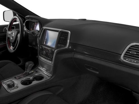 Used 2017 Jeep Grand Cherokee Trailhawk w/ Trailhawk Luxury Group image 19