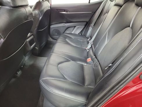 Used 2020 Toyota Camry LE w/ Convenience Package FWD image 12