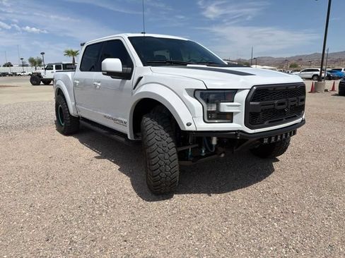 Used 2018 Ford F150 Raptor w/ Equipment Group 802A Luxury AWD/4WD image 2
