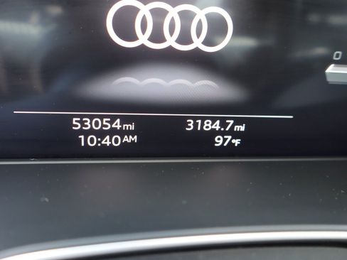 Used 2022 Audi SQ5 Premium Plus w/ Premium Plus Package AWD/4WD image 16