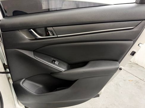 Used 2021 Honda Accord Sport image 41