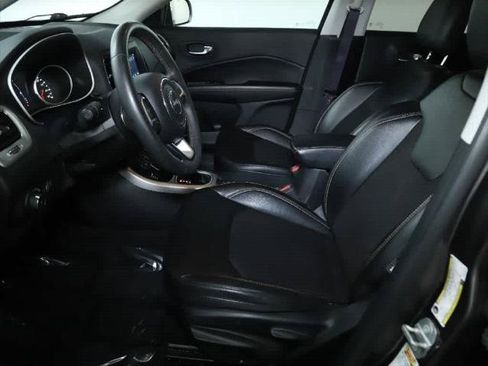 Certified 2021 Jeep Compass Latitude AWD/4WD image 18