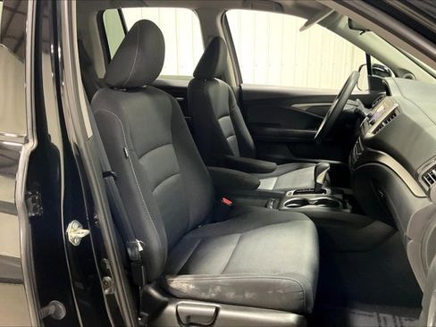 Used 2019 Honda Ridgeline Sport image 7