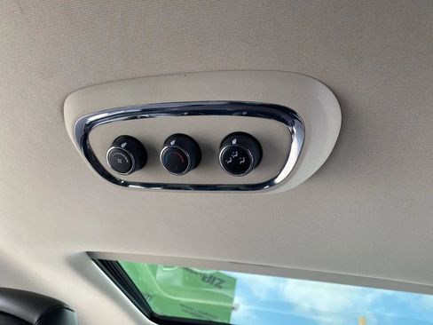 Used 2018 Dodge Durango GT w/ Premium Group image 29