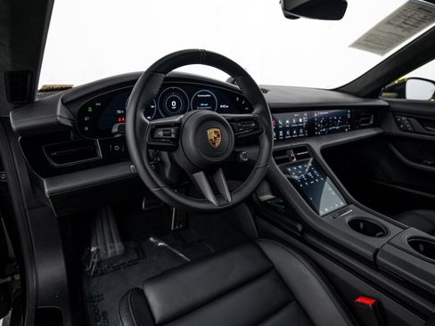 Certified 2024 Porsche Taycan GTS AWD/4WD image 5