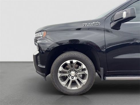 Used 2021 Chevrolet Silverado 1500 High Country w/ Technology Package image 20