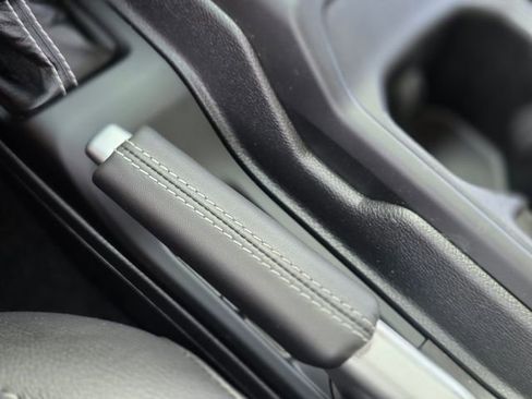 Used 2023 Jeep Wrangler Unlimited Sahara image 36