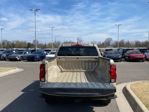 Used 2023 Chevrolet Colorado W/T image 9