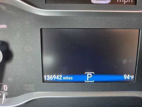 Used 2018 Honda Pilot Touring image 18