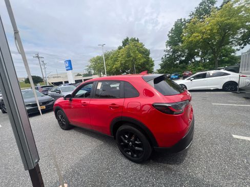 Certified 2024 Honda HR-V Sport image 34