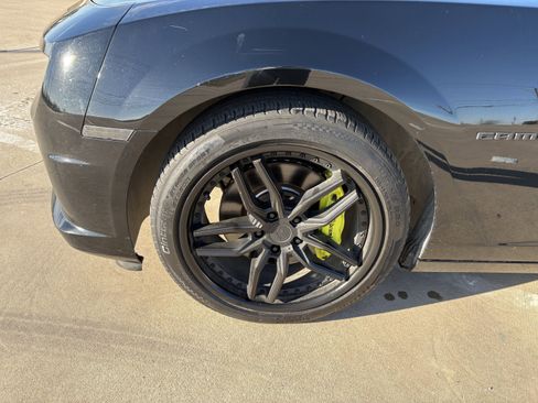 Used 2010 Chevrolet Camaro SS w/ RS Package image 9