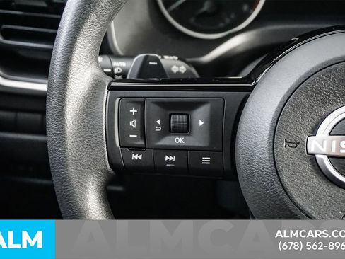 Used 2023 Nissan Rogue SV AWD/4WD image 25
