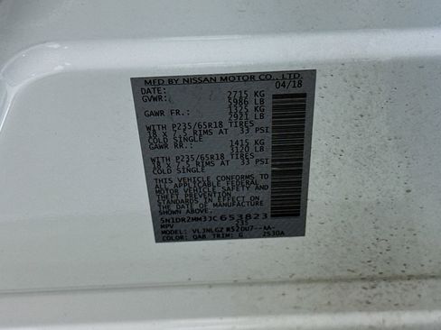 Used 2018 Nissan Pathfinder SL w/ Cargo Package AWD/4WD image 31
