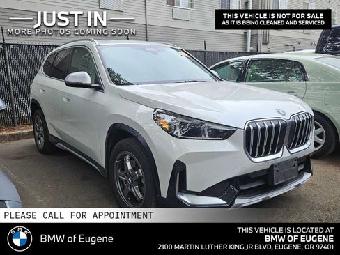 Used 2024 BMW X1 xDrive28i AWD/4WD image 1