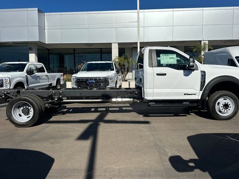 Used 2024 Ford F450 XL image 2