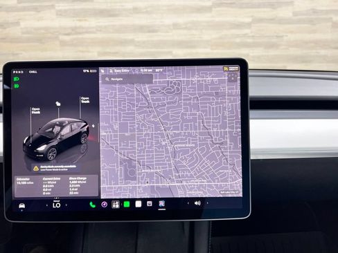 Used 2024 Tesla Model Y Long Range AWD/4WD image 25