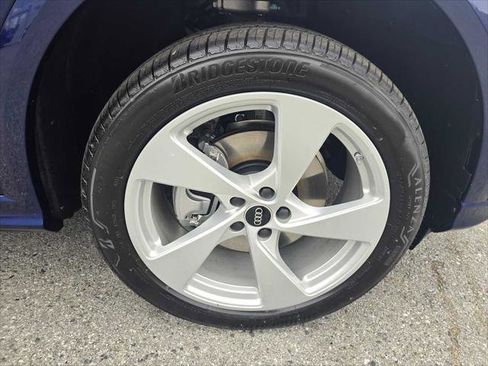 New 2025 Audi Q5 Prestige image 9