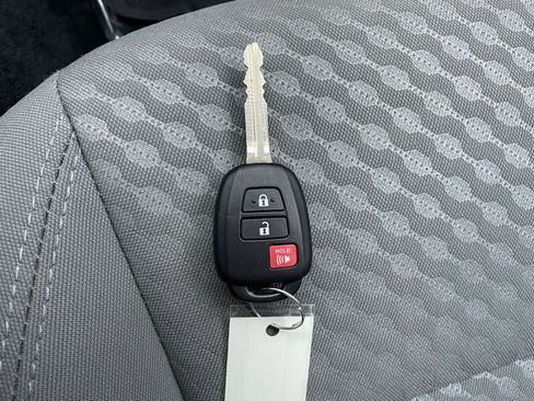 Used 2021 Toyota Tacoma SR image 26