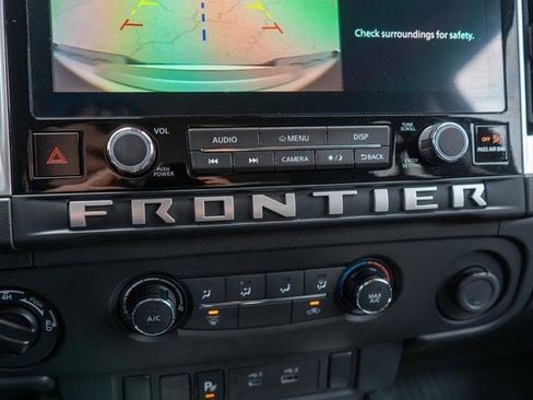 Certified 2025 Nissan Frontier SV AWD/4WD image 28