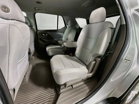 Used 2019 Chevrolet Traverse LT FWD image 29