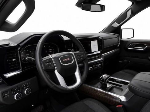 Used 2024 GMC Sierra 1500 Elevation w/ Preferred Package AWD/4WD image 16