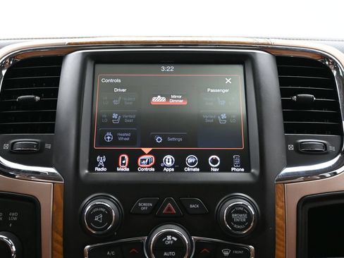 Used 2015 RAM 2500 Longhorn w/ Convenience Group AWD/4WD image 36