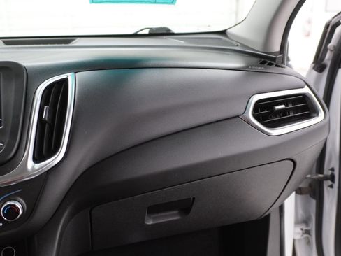 Used 2022 Chevrolet Equinox LT FWD image 30