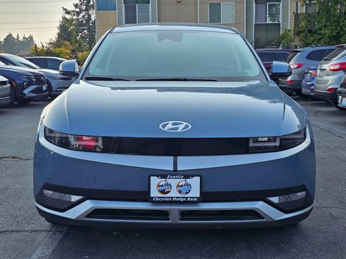 Used 2024 Hyundai Ioniq 5 SEL RWD image 2