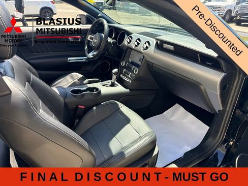 Used 2022 Ford Mustang GT Premium RWD image 30
