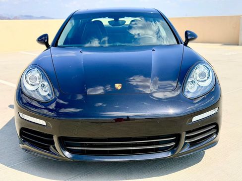Used 2014 Porsche Panamera S RWD image 6