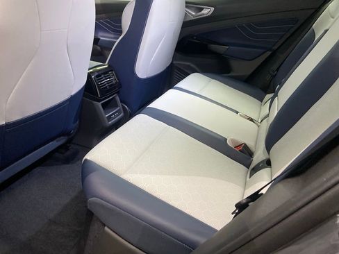 New 2026 Volkswagen ID.4 Pro S image 5