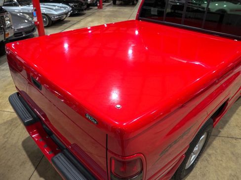 Used 1997 Dodge Ram 1500 Truck 2WD Club Cab image 19