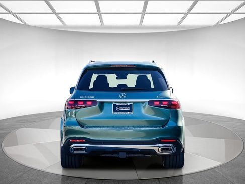 New 2026 Mercedes-Benz GLS 580 4MATIC image 4