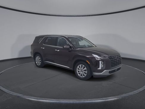 Used 2025 Hyundai Palisade SEL FWD image 3