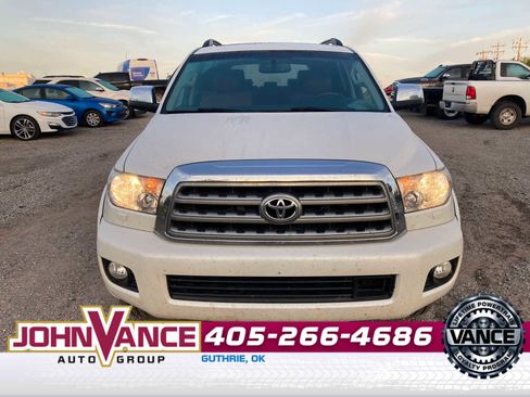Used 2016 Toyota Sequoia Platinum image 11