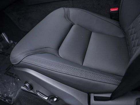 New 2026 Volvo XC60 B5 Plus w/ Protection Package Premier image 33