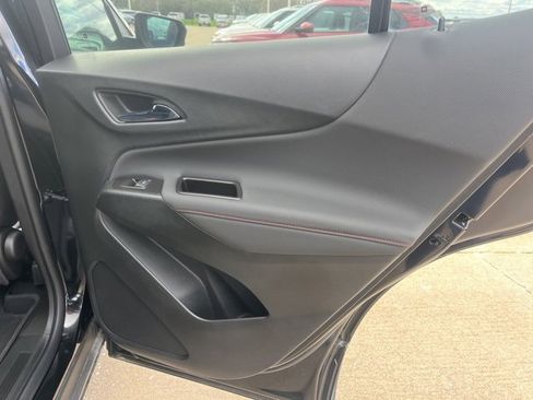 Used 2022 Chevrolet Equinox RS w/ LPO, Floor Liner Package image 49