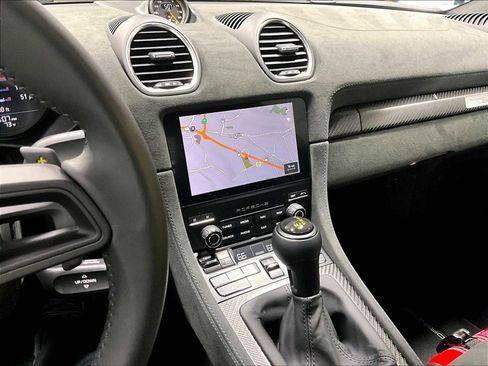 Used 2024 Porsche 718 Cayman GT4 RS image 17