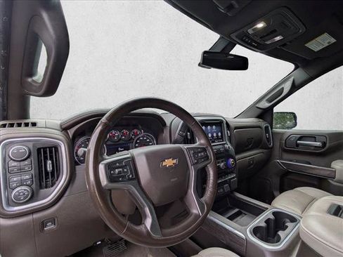 Used 2021 Chevrolet Silverado 1500 LTZ w/ Z71 Off-Road Package AWD/4WD image 10