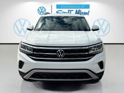 Used 2023 Volkswagen Atlas SE AWD/4WD image 2