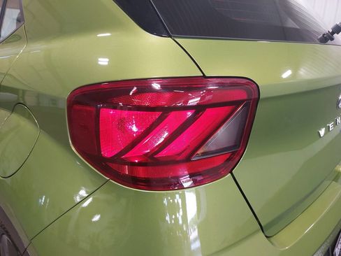 Certified 2024 Hyundai Venue SEL FWD image 34