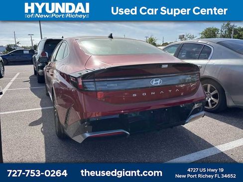 Used 2024 Hyundai Sonata Limited image 2